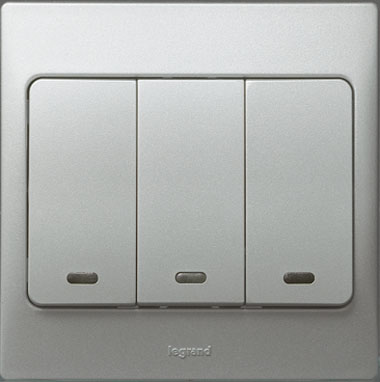 Công tắc cao cấp Legrand xám, 3 phiếm