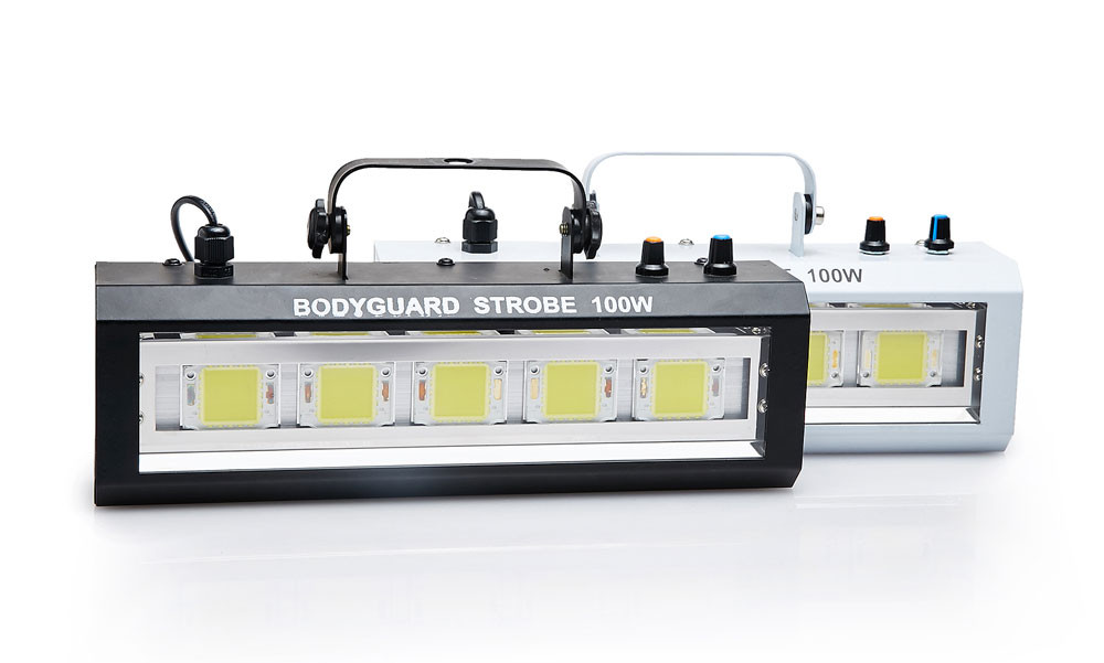 Chớp LED 100W có 2 loại vỏ màu đen và màu trắng