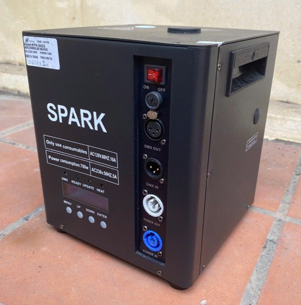 Máy phun pháo điện 700W